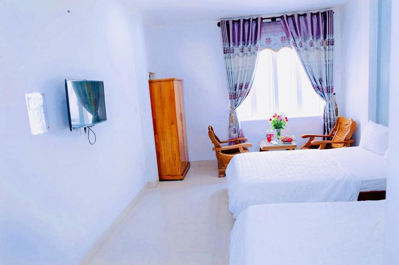 Boy's House Da Nang